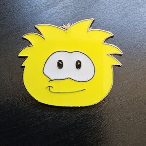 🌺 5/$25 Club Penguin Puffles Yellow Disney‎ Trading Pin 2009 D0194